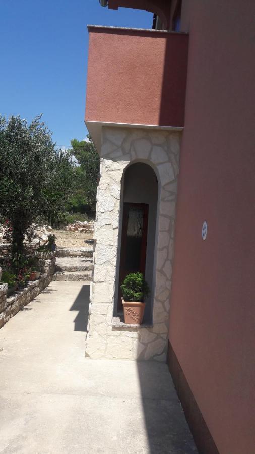 Apartman Rabatin Sveti Filip i Jakov Exteriör bild