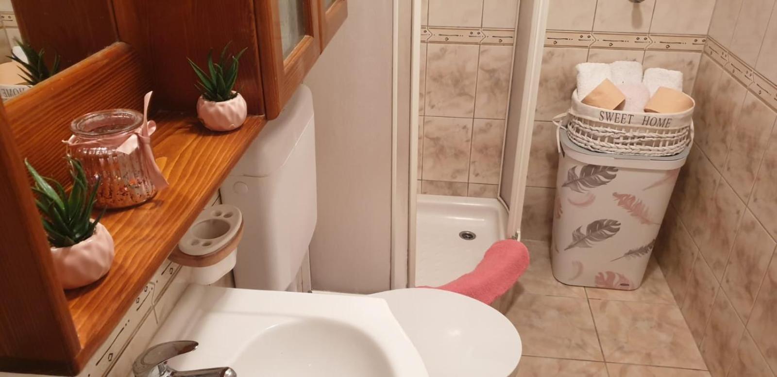 Apartman Rabatin Sveti Filip i Jakov Exteriör bild
