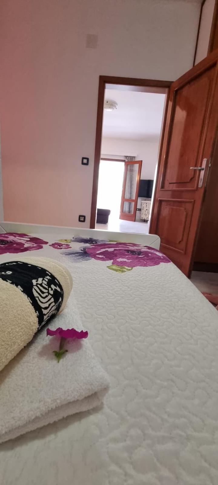 Apartman Rabatin Sveti Filip i Jakov Exteriör bild