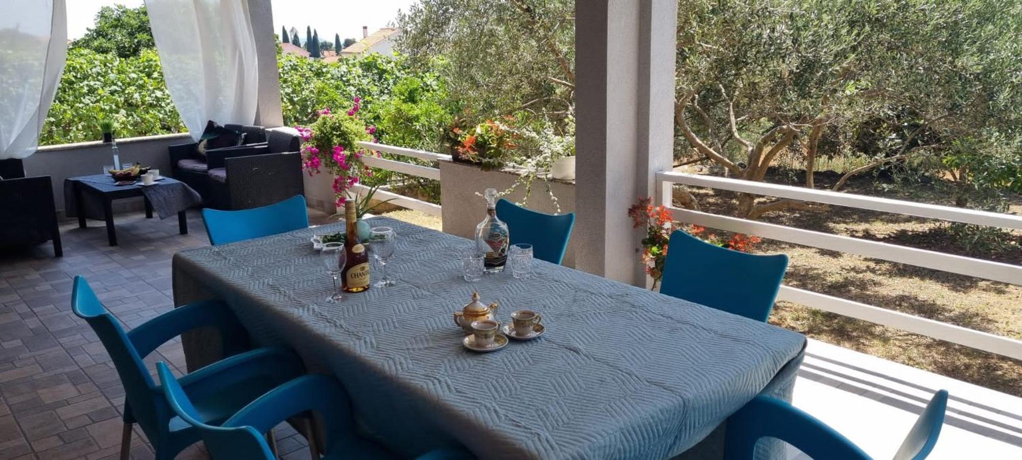 Apartman Rabatin Sveti Filip i Jakov Exteriör bild